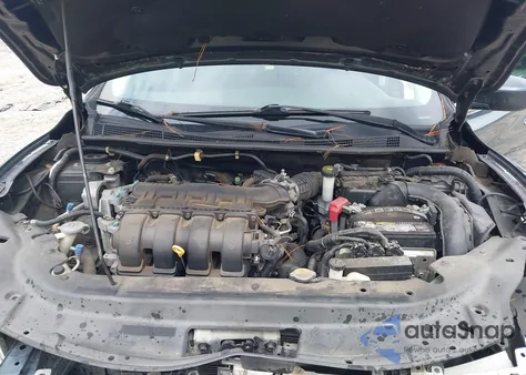 2013 Nissan Sentra S z USA, uszkodzony, nr VIN 3N1AB7AP9DL757963